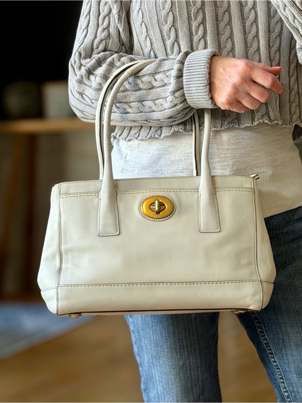 Coach Archival Y2K Turn Lock Madeline White/Lavender Leather Satchel GUC